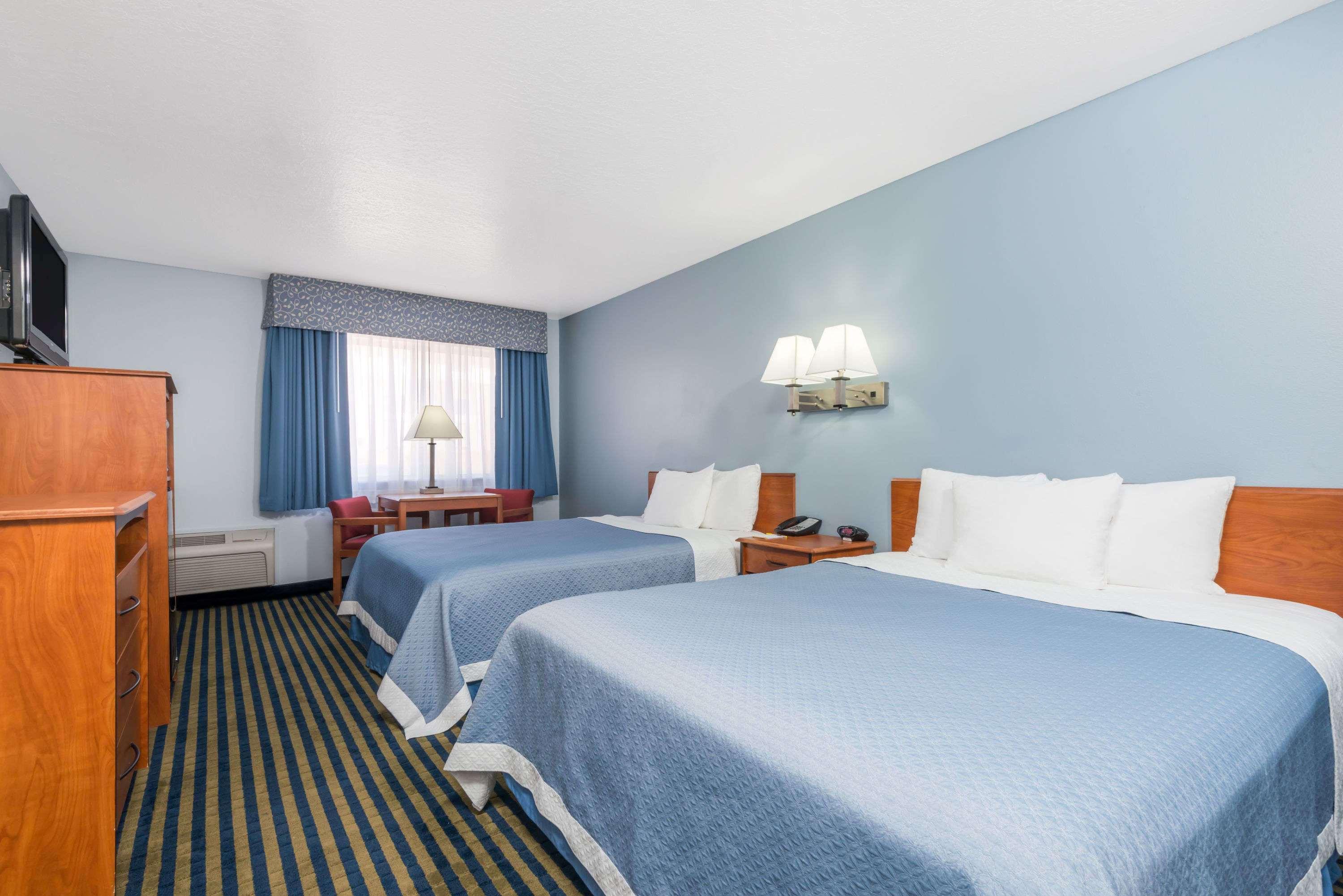 Days Inn By Wyndham Las Vegas Exterior photo